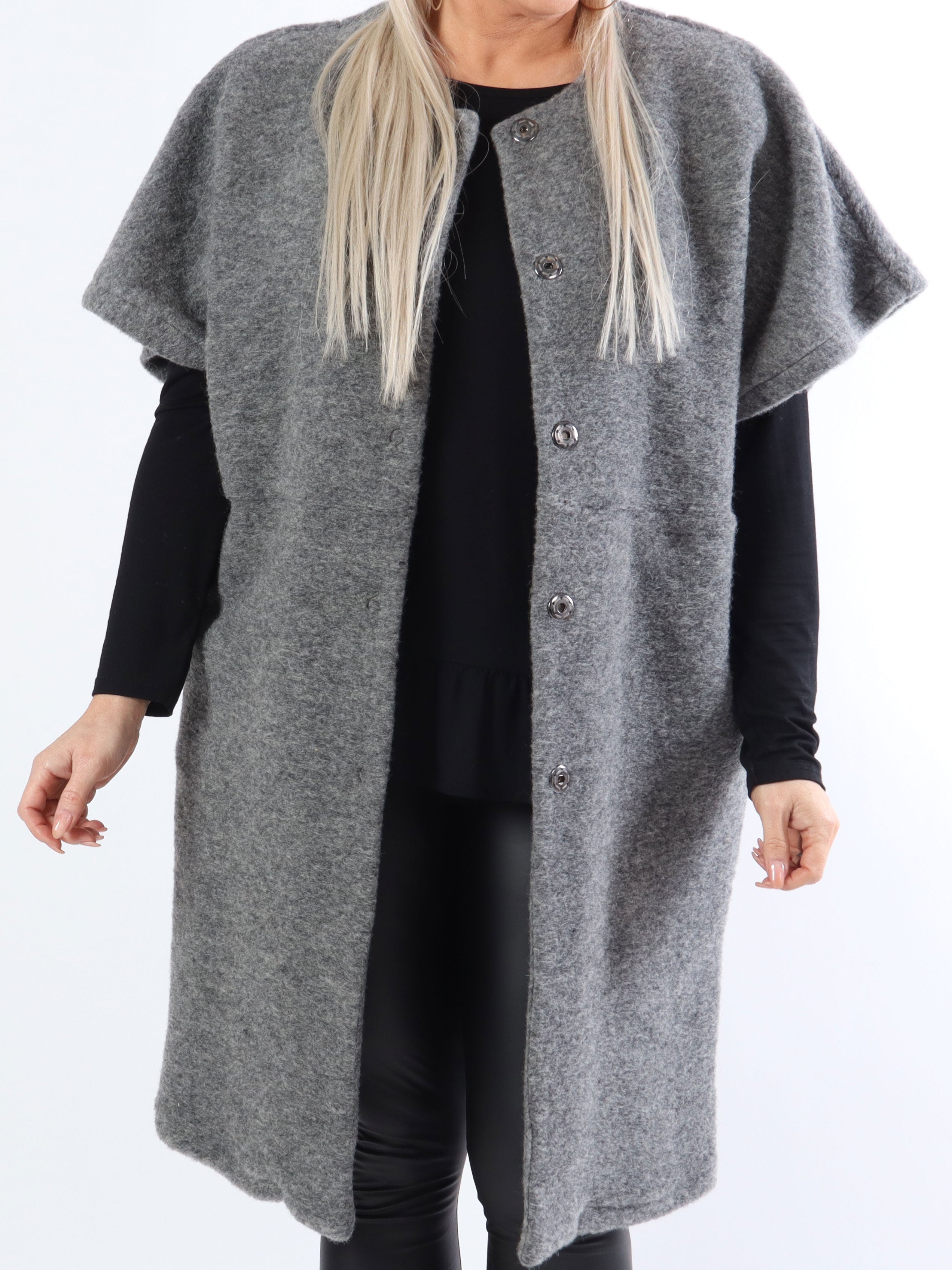 Bianca - Mjuk varm väst med knappar